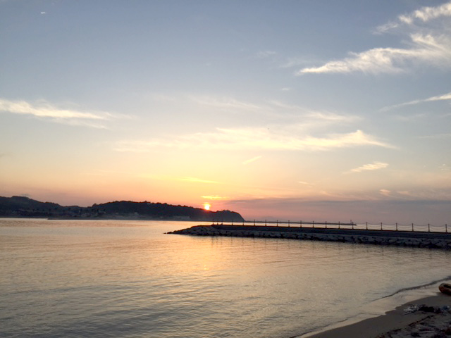 淡路島の夕日の絶景スポットです